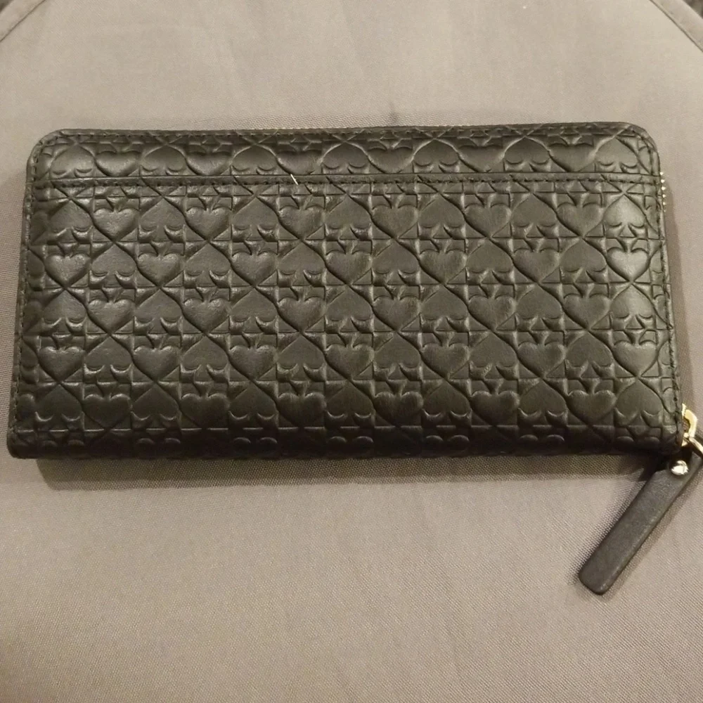 💕Kate Spade💕 Spade Logo Large Zip Around Wallet